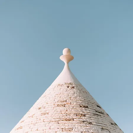Villa Cisterna *